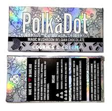 Polkadot Cookies and Cream Chocolate Bar